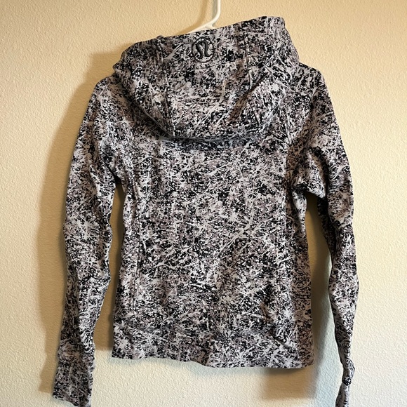 Lululemon Scuba Hoodie *Light Cotton Fleece
Paint Splash Silver Drop Multi - Picture 8 of 10